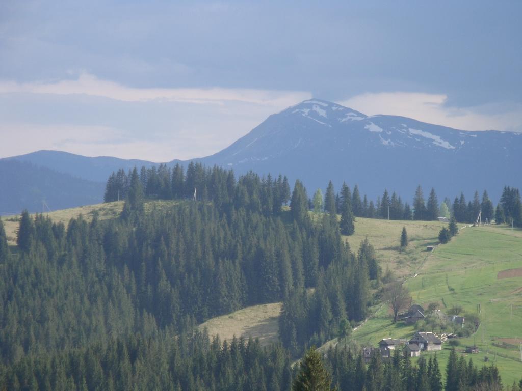 Panorama Karpat Yablunytsya